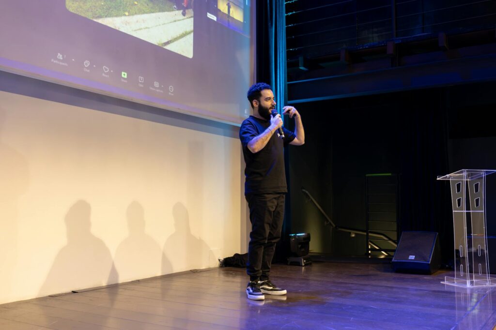 30 mẫu câu chuyển ý trong thuyết trình