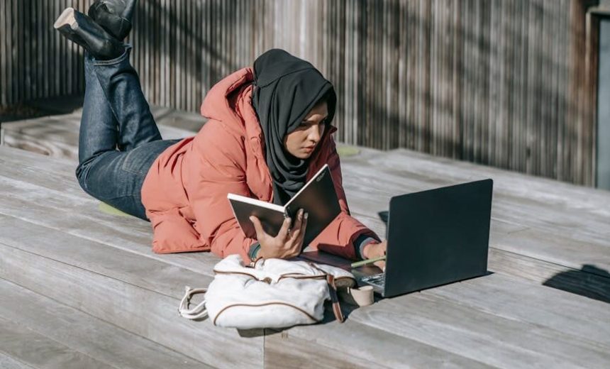 Học Tiếng Anh Với AI Cho Người Mất Gốc: Lộ Trình 30 Ngày Hiệu Quả